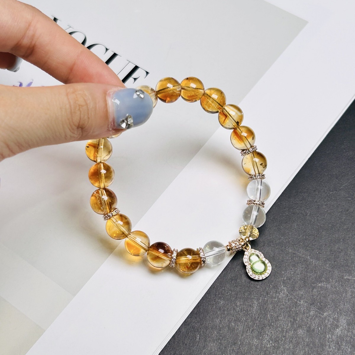 8-9mm Natural Yellow Crystal Round Beaded Unisex Jewelry 3
