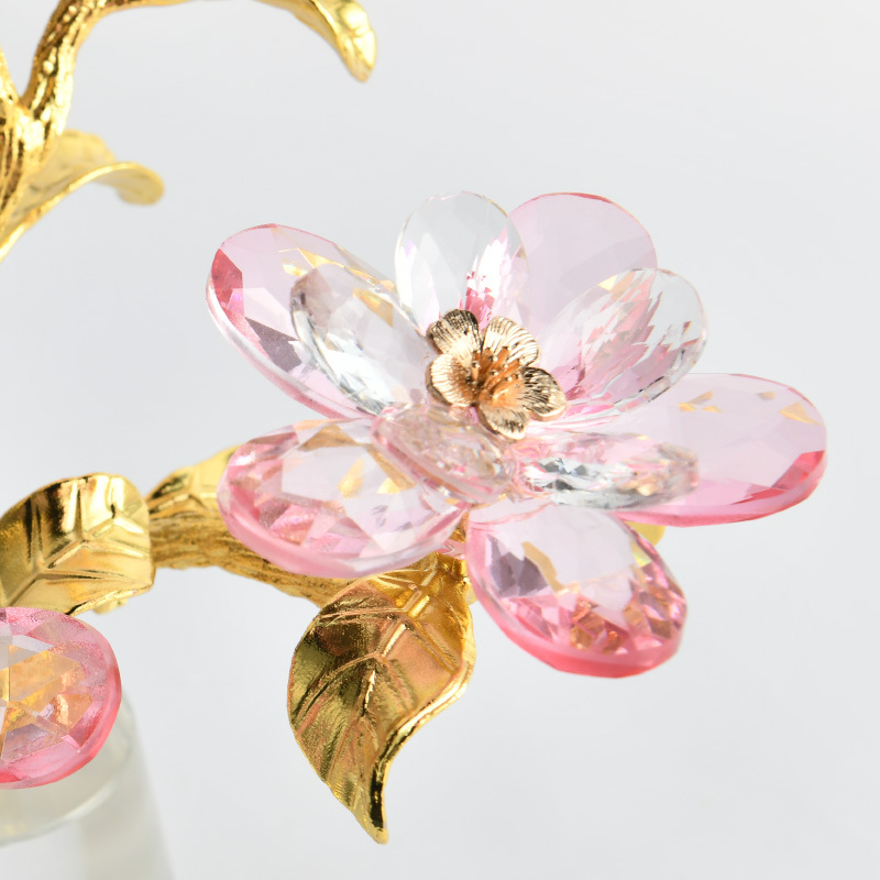 Light Luxury Geometric Clear Artificial Crystal Decor Piece 5